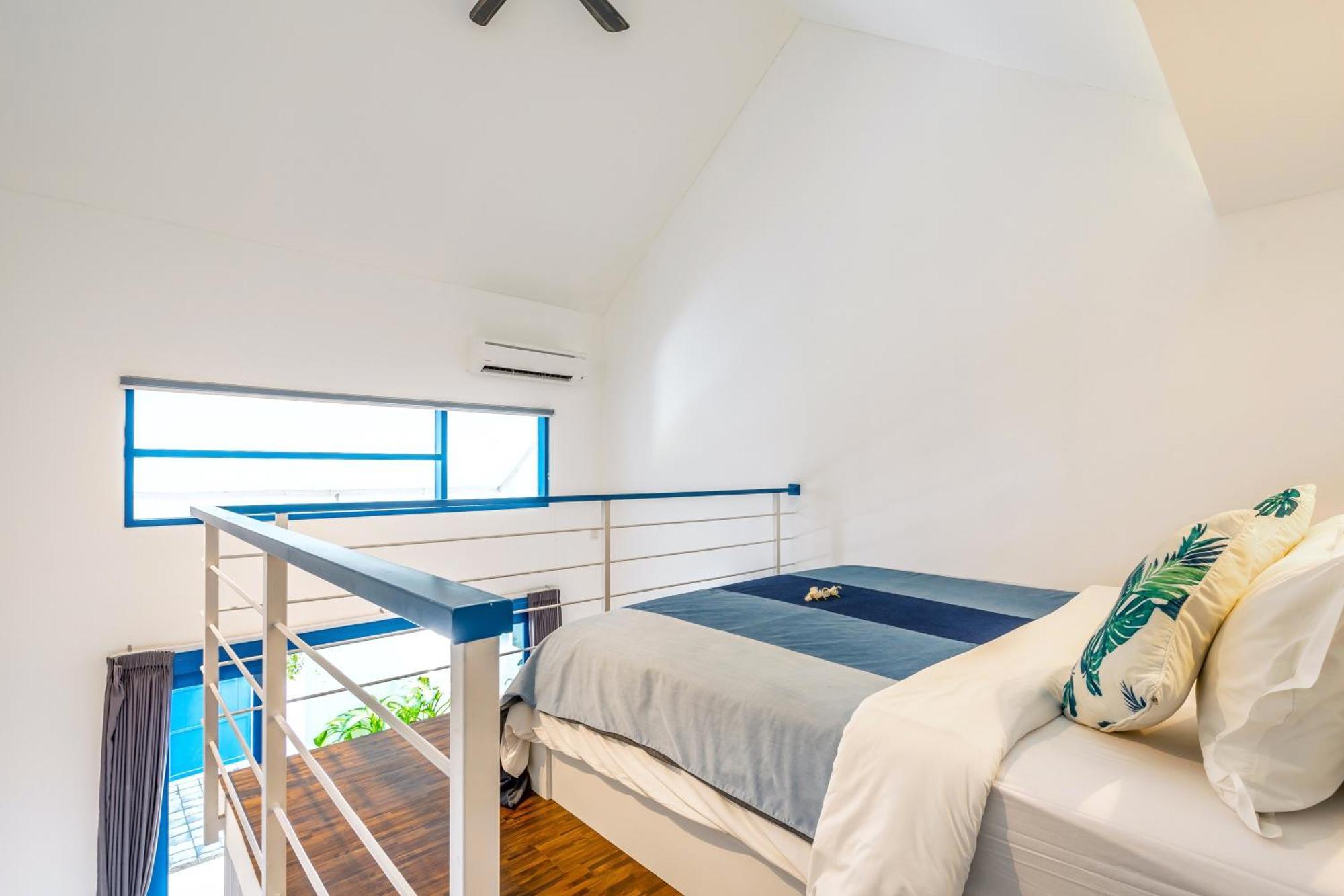 Апартаменты The Blue Loft Seminyak Free Scooter Экстерьер фото