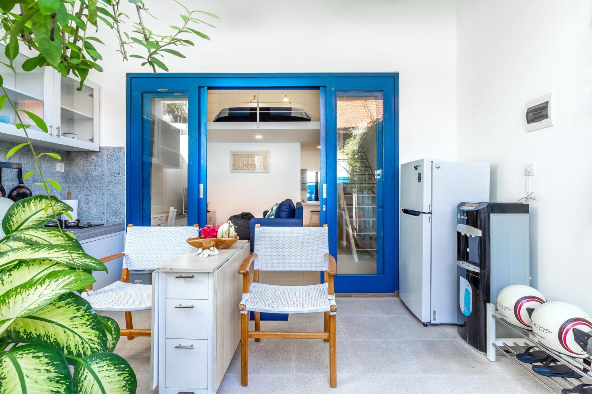 Апартаменты The Blue Loft Seminyak Free Scooter Экстерьер фото